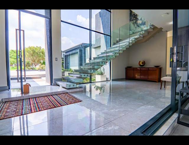 4 BEDROOM HOUSE FOR SALE IN COPPERLEAF ESTATE